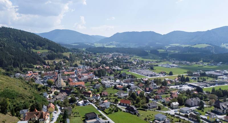 Ortsbild der Gemeinde Passail im Naturpark Almenland, © Oststeiermark Tourismus, Kurt Elmleitner