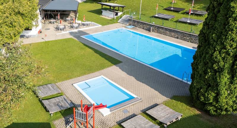 Freibad in der Gemeinde Gasen im Naturpark Almenland, © Oststeiermark Tourismus, Kurt Elmleitner