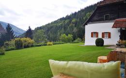 Außenansicht Landhaus Kurzen im Sommer