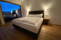 Bedroom with lighting