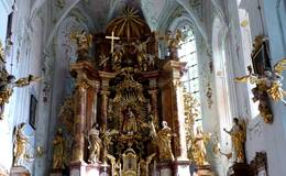 Altar in the "Frauenkirche" in Pernegg
