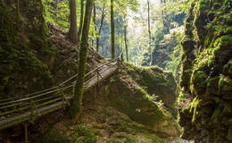 Holzbrücke in der Kesselfallklamm